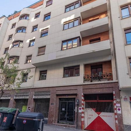 Akomodat En Apartamento En El Centro De Bilbao Con Parking Kültér fotó